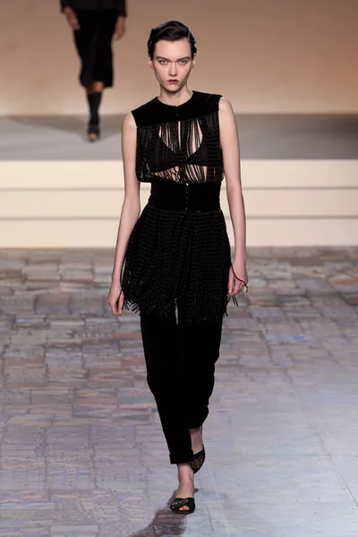 Look 54